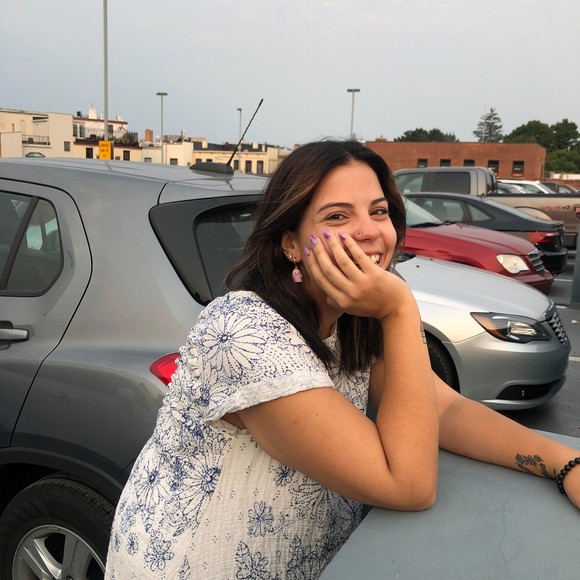 Meet your Posher, Brianna - Picture 1 of 1